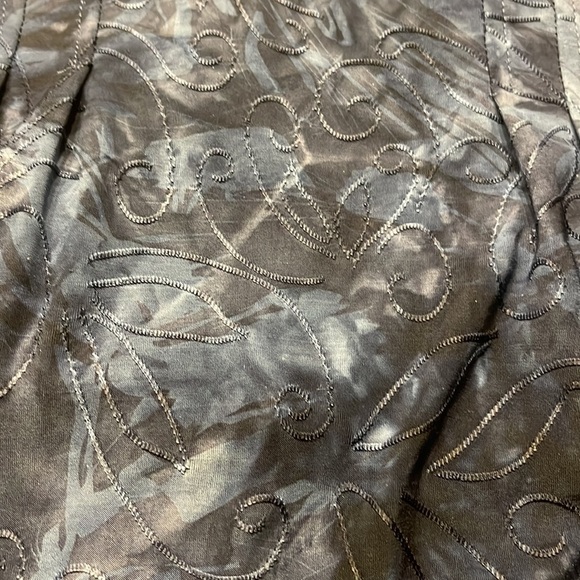 Women’s Established 1962 Textured Tie Dye Blouse Size Medium - Picture 7 of 8